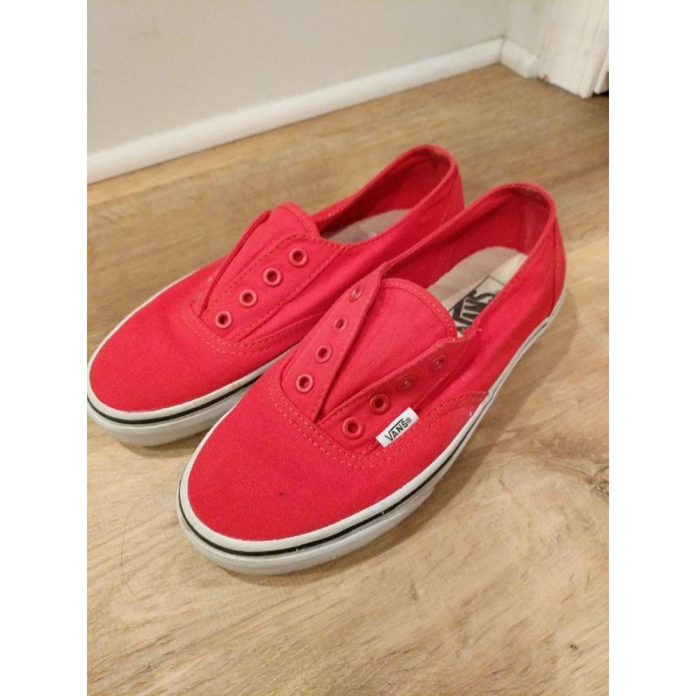 Vans size unisex shoes red